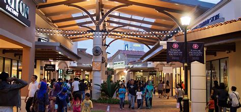 johor premium outlet location.